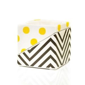 Gold Canyon Candles  Scent Pod Warmer  retired new gift scent Pattern cube